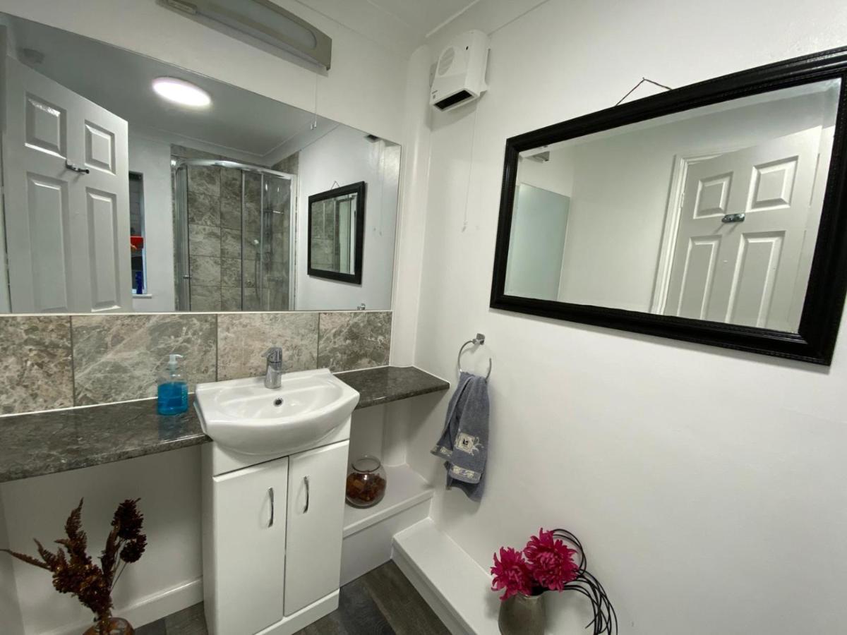 Lovely Homes آيْلسبري المظهر الخارجي الصورة